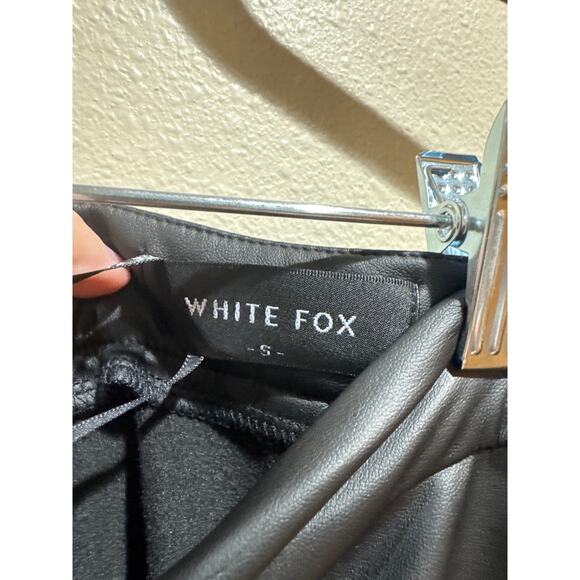 Womens white fox faux leather After party pants size small black new - Picture 3 of 6